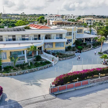 Szálloda Kouros Palace Active Lifestyle Masztihári