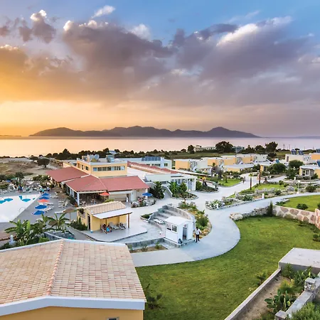 Kouros Palace Active Lifestyle Szálloda Masztihári