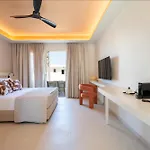 Kouros Palace Active Lifestyle Hotel Mastihari