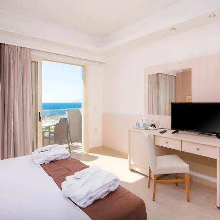 Kouros Palace Hotel